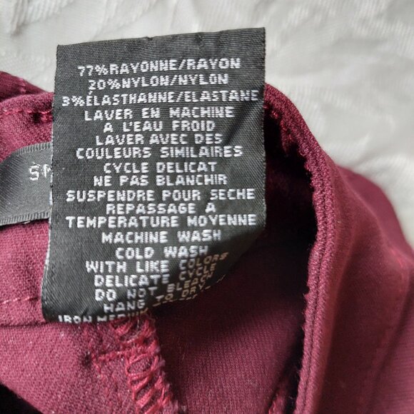 Simon Chang Straight-Leg Stretch Soft Denim Jeans In a Burgundy Color Sz 12 - Picture 6 of 9